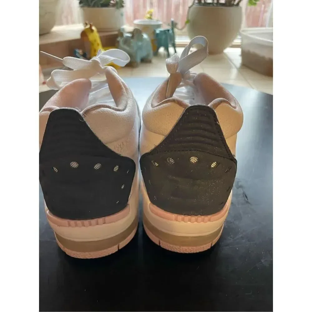 Jordan Shoes (SZ 4Y)